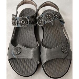 David Tate Womens 4W Gray Comfort Sandals Wide Width Floral Concho‎ Slingback